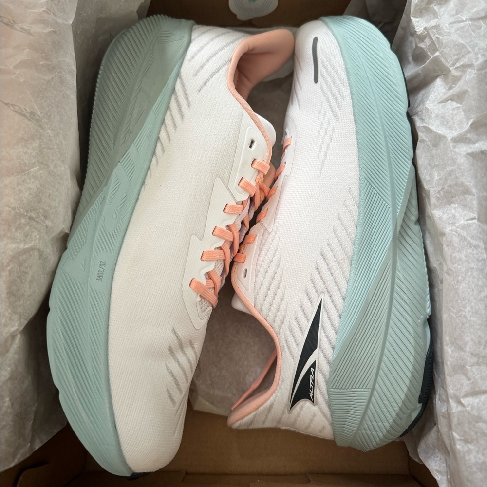 Altra FWD Experience - NEW